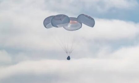 Cápsula Dragon, da SpaceX, - Reprodução/ NASA