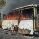Carcaça de ônibus em chamas após ataque russo em Kramatorsk - Divulgação/Vadym Filashkin