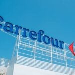 Carrefour - nito/shutterstock.com
