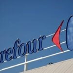 Carrefour - Veja/Shutterstock.com