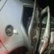 Carro bate em árvore - Polícia Militar