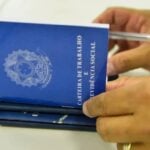 Carteira de Trabalho FGTS PIS INSS - Reprodução/Marcello Casal jr/Agência Brasil