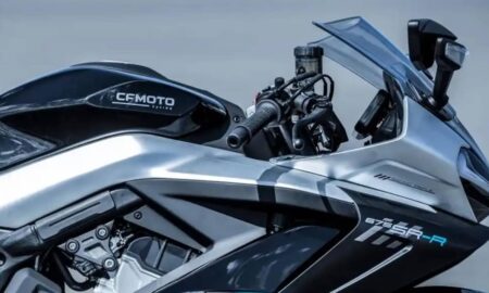 CFMOTO 675SR-R - Divulgação CFMoto