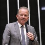 André Figueiredo: proposta prevê a criação de centros de treinamento adaptados