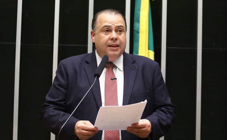 Julio Cesar Ribeiro ampliou o alcance da proposta original, que tratava apenas de futebol