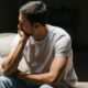 Conceito de depressão, solidão e isolamento social - Vuk Saric/ istockphoto.com