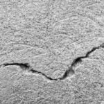 concreto, rachadura - MarinaNov/shutterstock.com