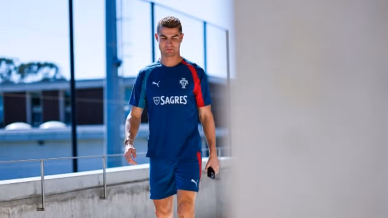 Cristiano Ronaldo apresenta histórico de títulos e reduz para 255 euros a multa na seleção de Portugal