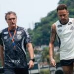 Cuca e Neymar - Raul Baretta / Santos FC