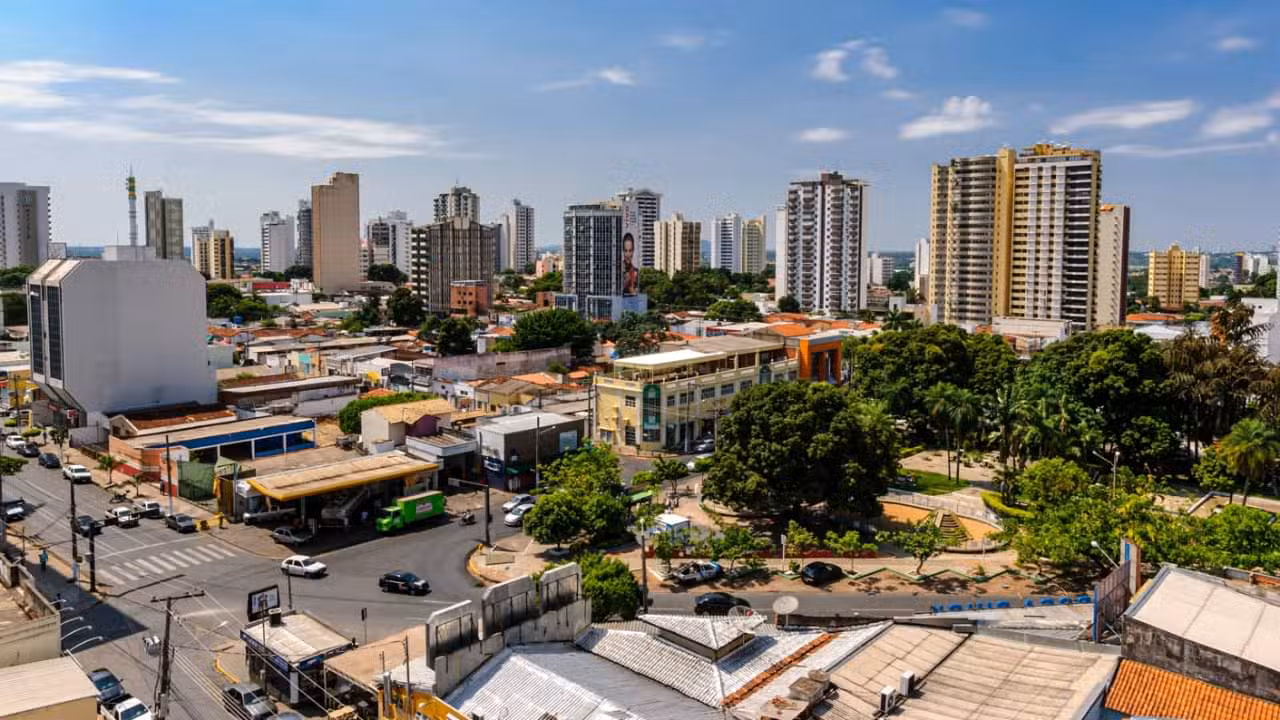 Cuiaba, Mato Grosso - Cacio Murilo / shutterstock.com