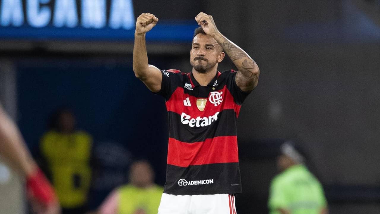 Danilo - Instagram