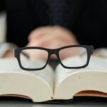 dicionario coreano - mapo_japan/shutterstock.com