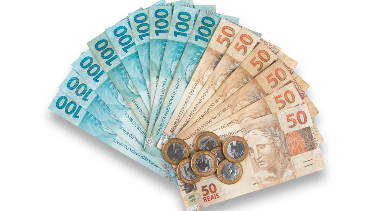 Dinheiro, Real, Notas e moedas - gustavomellossa / shutterstock.com