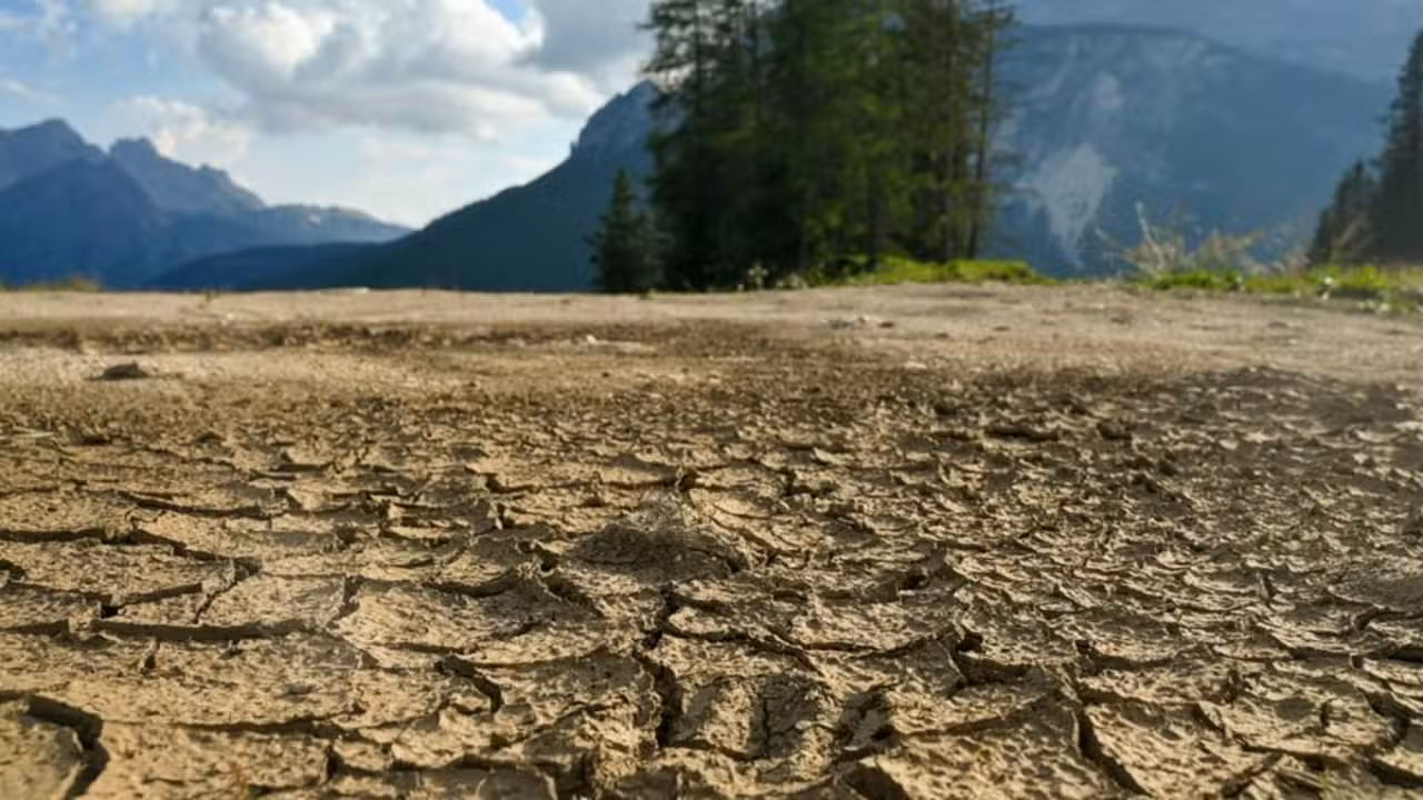 El Nino - Sergio Photone / Shutterstock.com