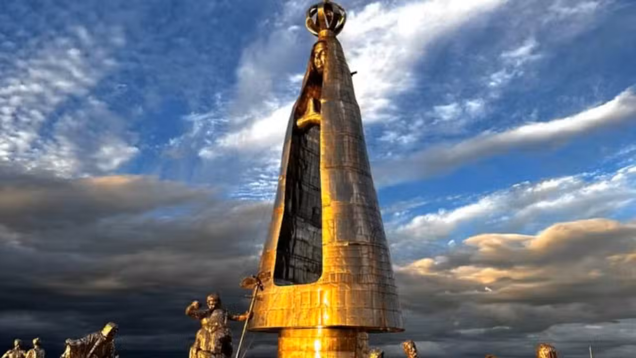 Estátua de Nossa Senhora Aparecida, a Padroeira do Brasil - Arquivo Pessoal/Gilmar Pinna