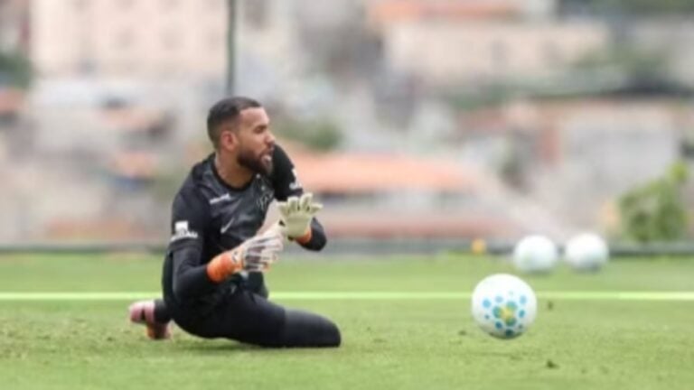 Everson - Daniela Veiga / Atlético