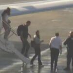 Flávio Bolsonaro desembarca em Miami - Reprodução