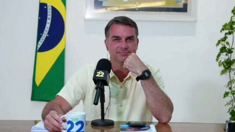 Flávio Bolsonaro - Reprodução/YouTube