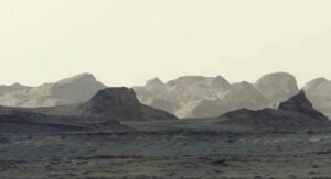 Foto panorâmica foi formada a partir de seis imagens individuais capturadas pelo Curiosity - NASA/JPL-Caltech/MSSS/Divulgação