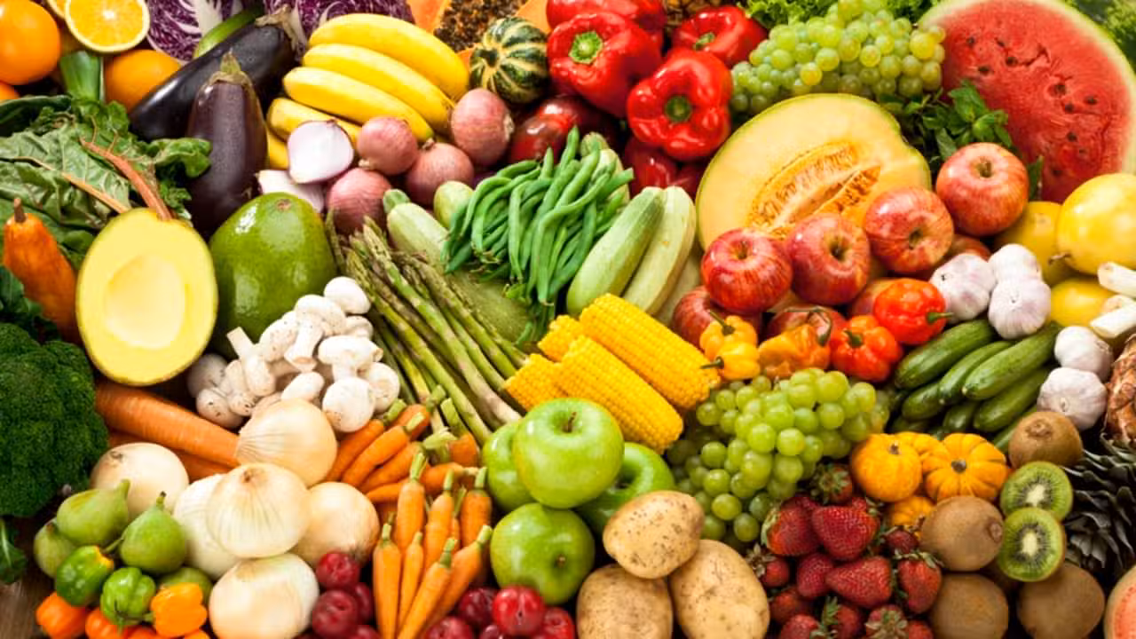 Frutas, legumes - arlosgaw/ istockphoto.com