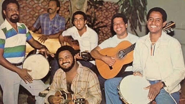 Fundo de Quintal - Reprodução