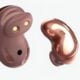 Galaxy Buds On - Reprodução/YouTube