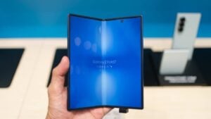 Galaxy Z Fold - umitc / Shutterstock.com