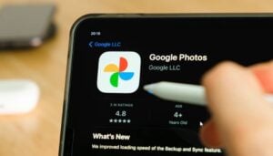 google fotos - Vladimka production / Shutterstock.com