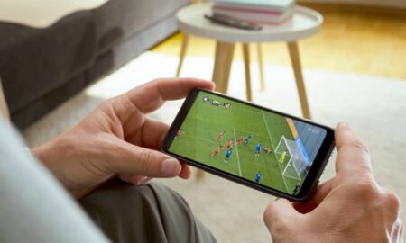 Alerta: Vírus escondido em apps de futebol grátis rouba dados bancários no celular