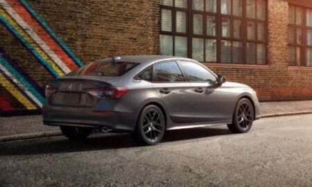 Honda Civic híbrido 2027 ganha 8 marchas virtuais do Prelude na Europa