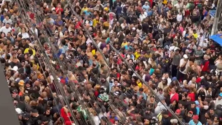 Inauguração de loja no Brás causa tumulto no Centro de SP - Reprodução