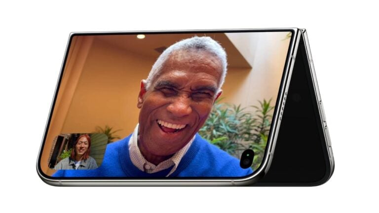 iPhone Duo - Reprodução