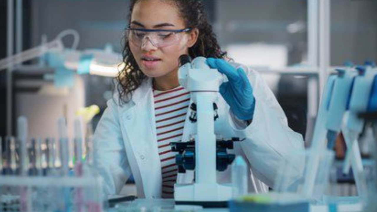 Laboratório, cientista - Divulgação/ Capes/MEC