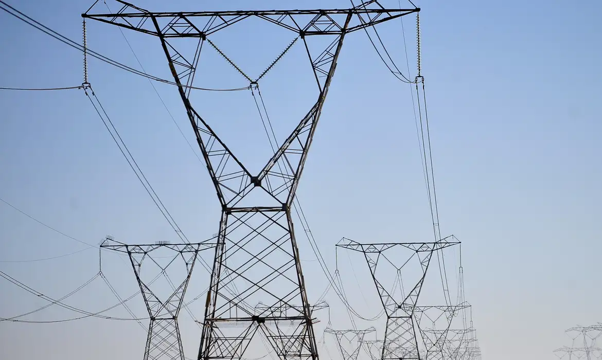 Leilões de Energia Existente: MME abre prazo para distribuidoras