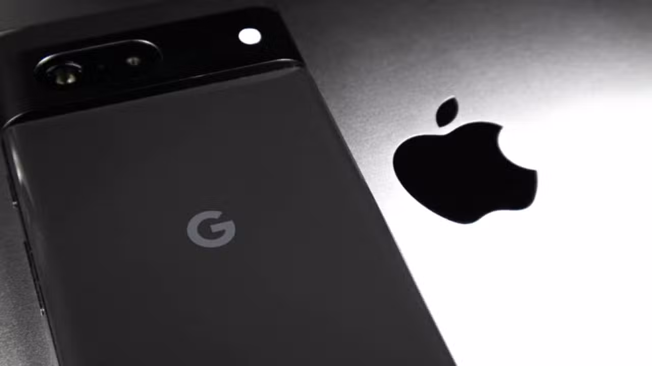 Logo Apple e Google - Vadym Plysiuk/ istockphoto.com