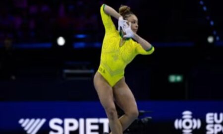 Lorrane Oliveira volta a disputar a final do individual geral no Mundial de Ginástica após 11 anos