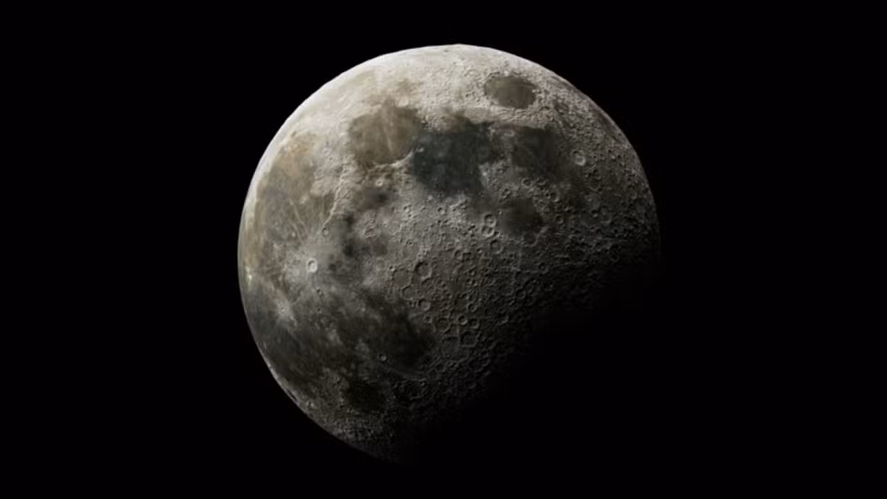 Lua - JLStock/shutterstock.com