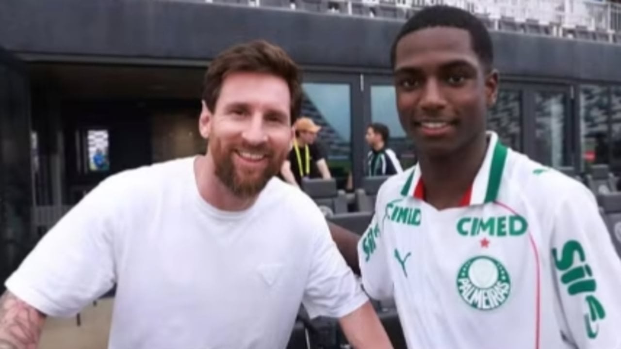 Luis Fhelipe, do Palmeiras, com Messi - Reprodução / Instagram