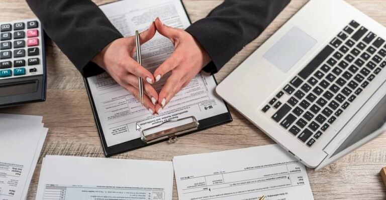 Malha Fina Imposto de Renda - alfexe/istockphoto.com