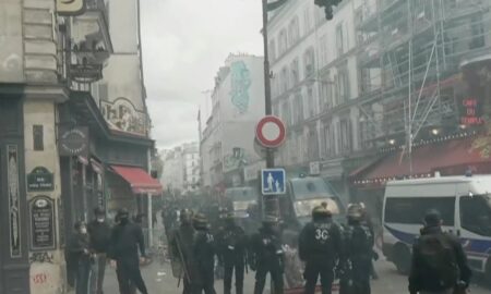 Manifestção na frança - Globo