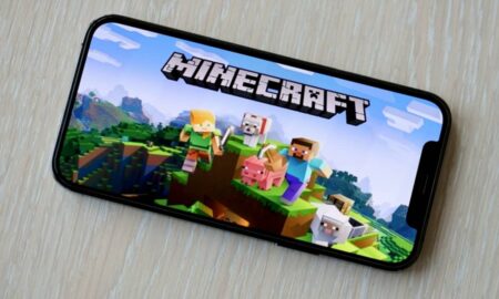 Minecraft - Mehaniq / Shutterstock.com