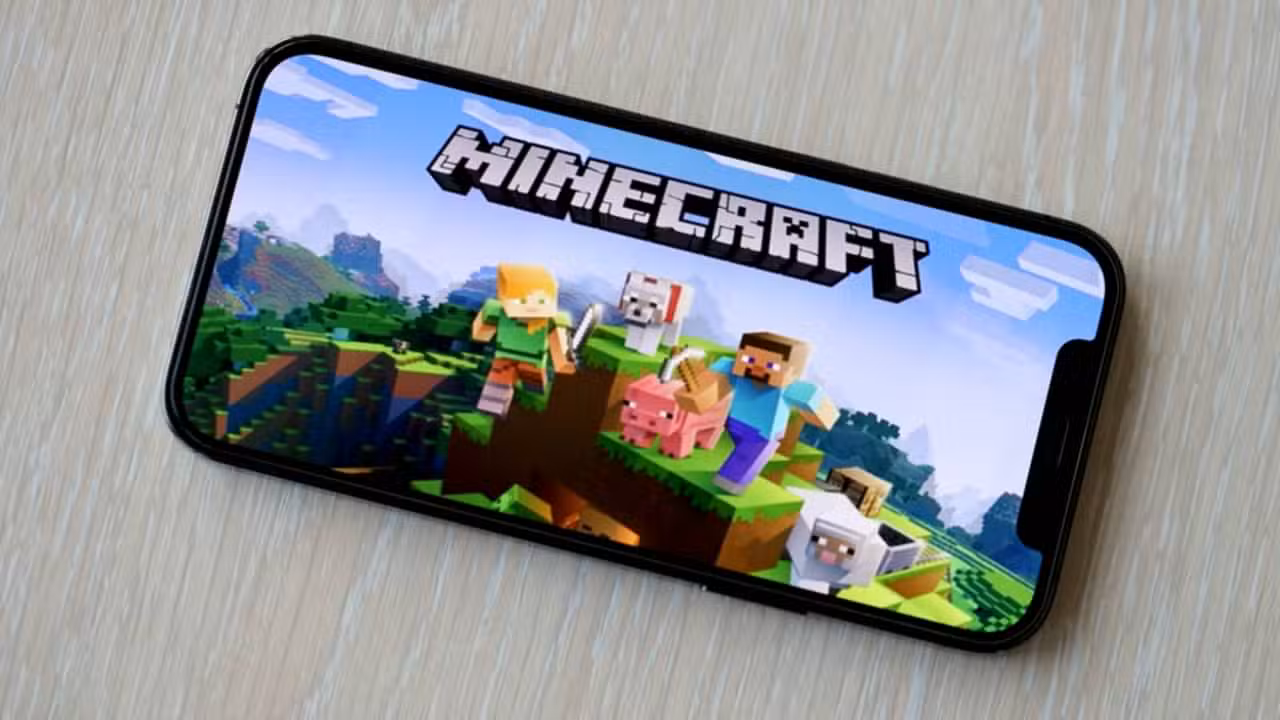 Minecraft - Mehaniq / Shutterstock.com