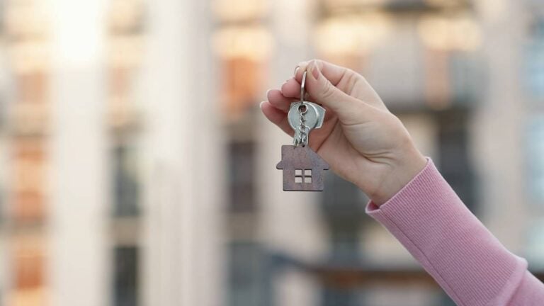 Minha casa minha vida, casa própria - Alive Color Stock / shutterstock.com