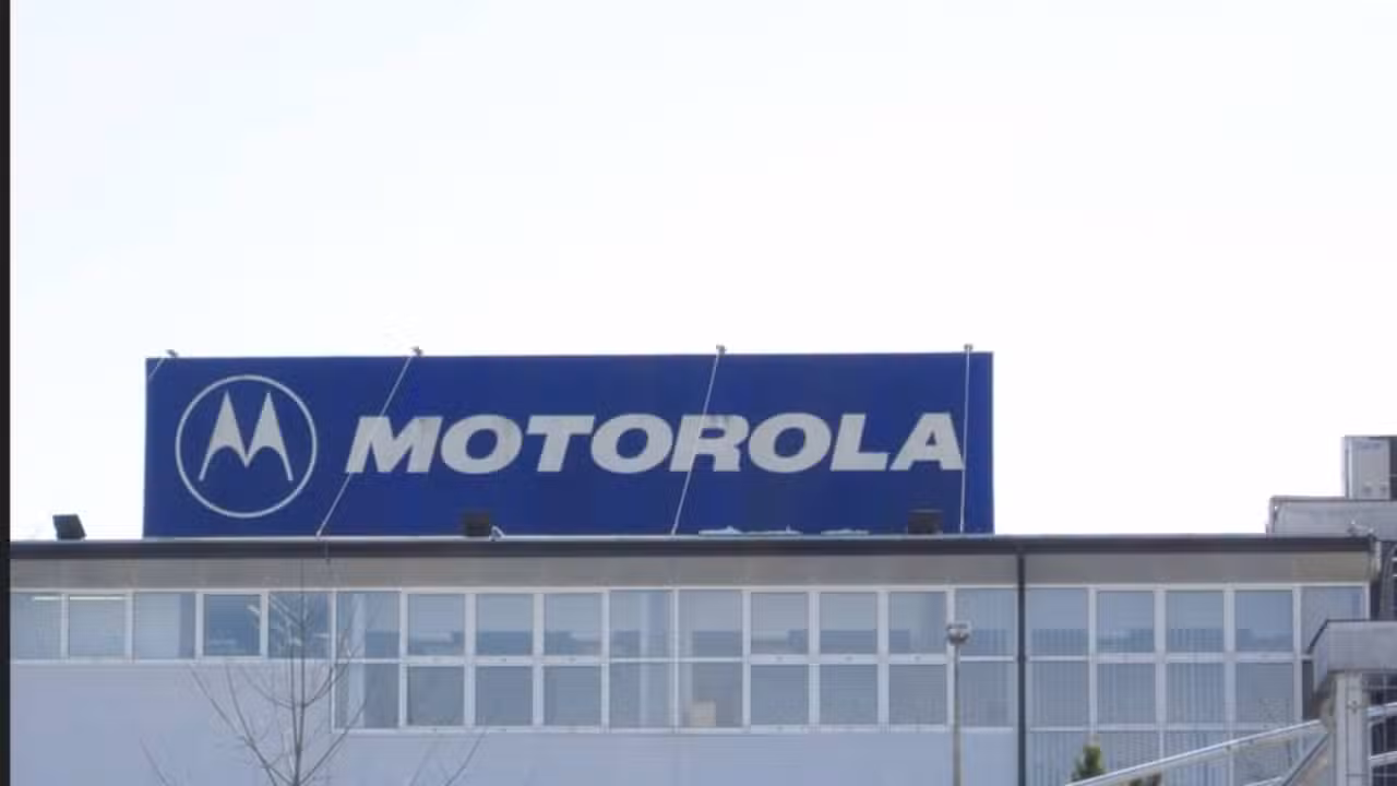 Motorola - editorial: 24K-Production / Shutterstock.com
