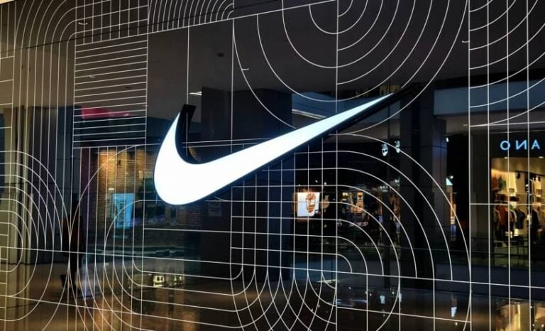 Nike - Roman Zaiets/Shutterstock.com