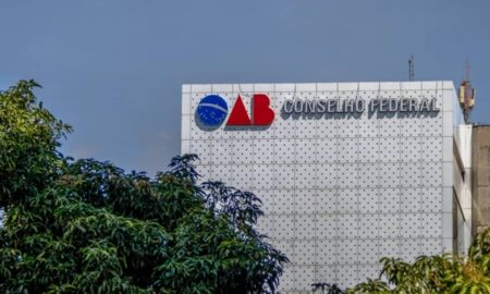 OAB - Diego Grandi / Shutterstock.com