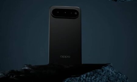 Oppo F35 - Reprodução/YouTube