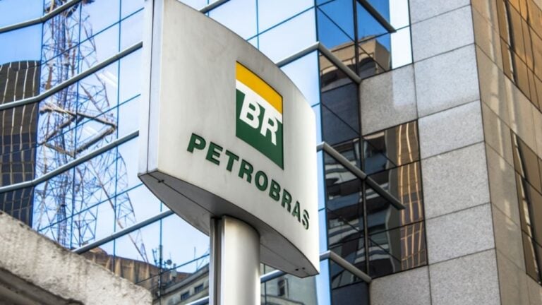 Petrobras - Alf Ribeiro / Shutterstock.com