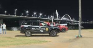 Polícia Civil e CBMDF atendem ocorrência de afogamento no Lago Paranoá, em Brasília - TV Globo/Reprodução
