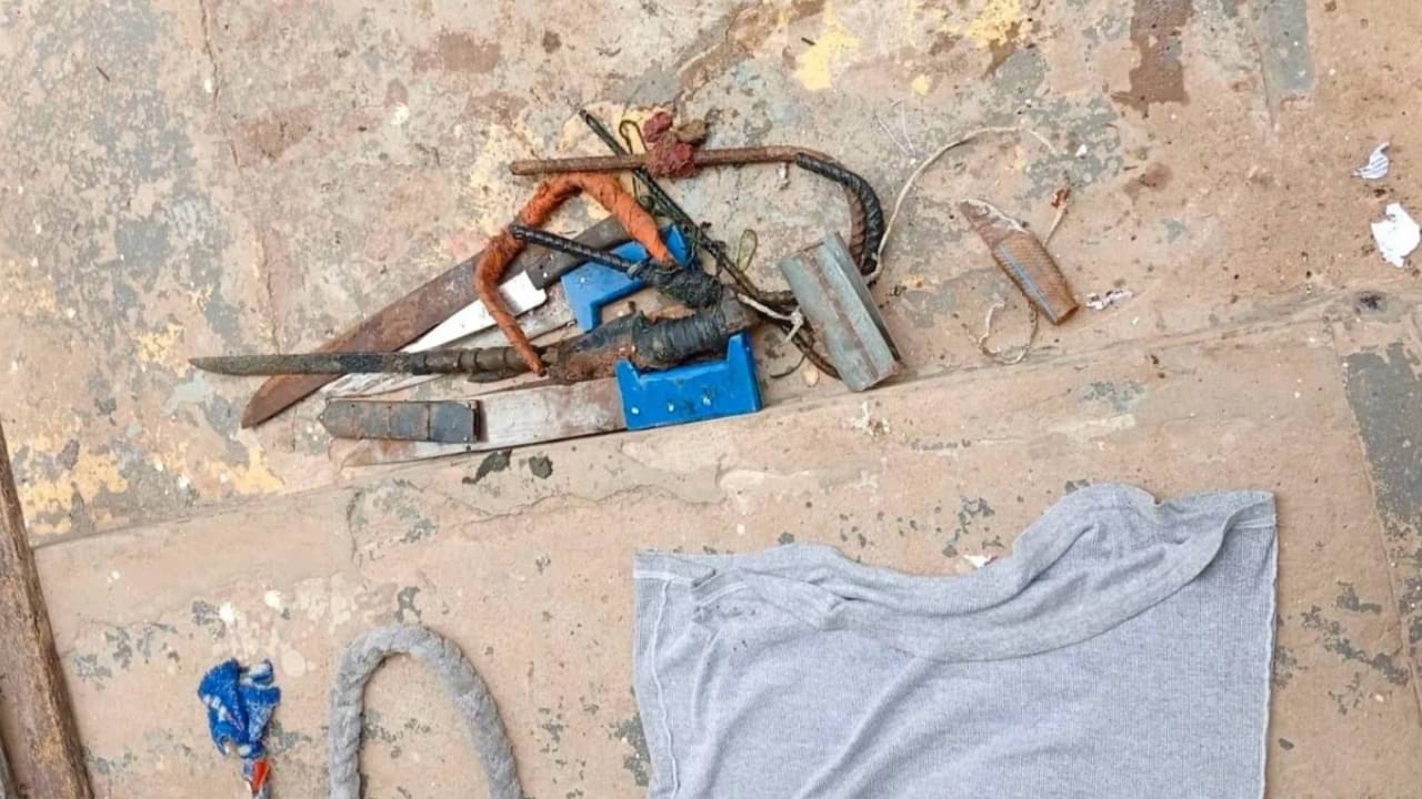 Policiais do presídio de Rio Branco e apreende facas - Instagram/iapenac.oficial